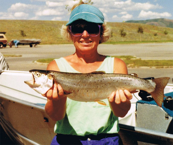 Nancy with 23" cutthroat